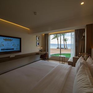 Deluxe  Beach King Room